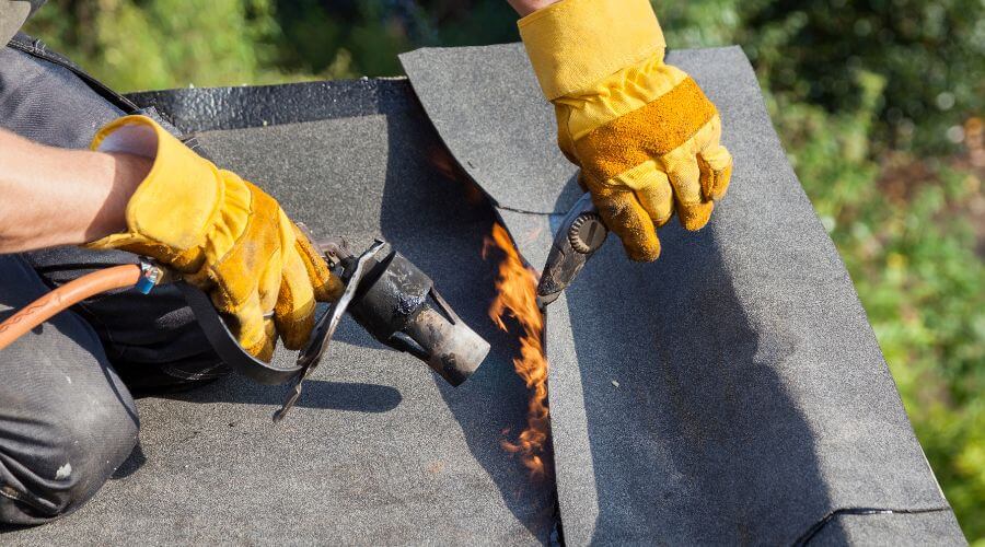 Professional flood damage restoration services in Steeleville, IL